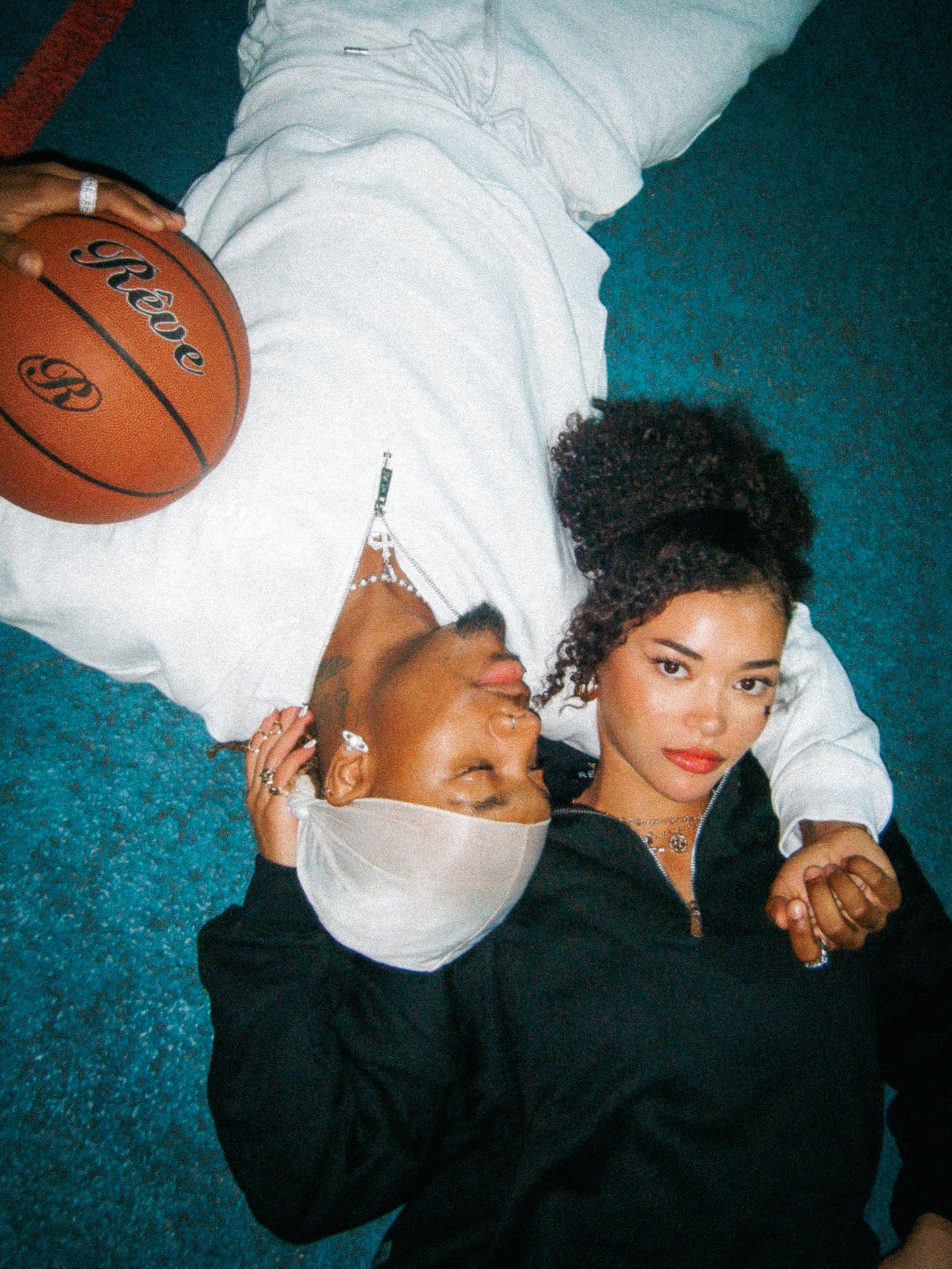 ESSENTIALS SET - BLACK