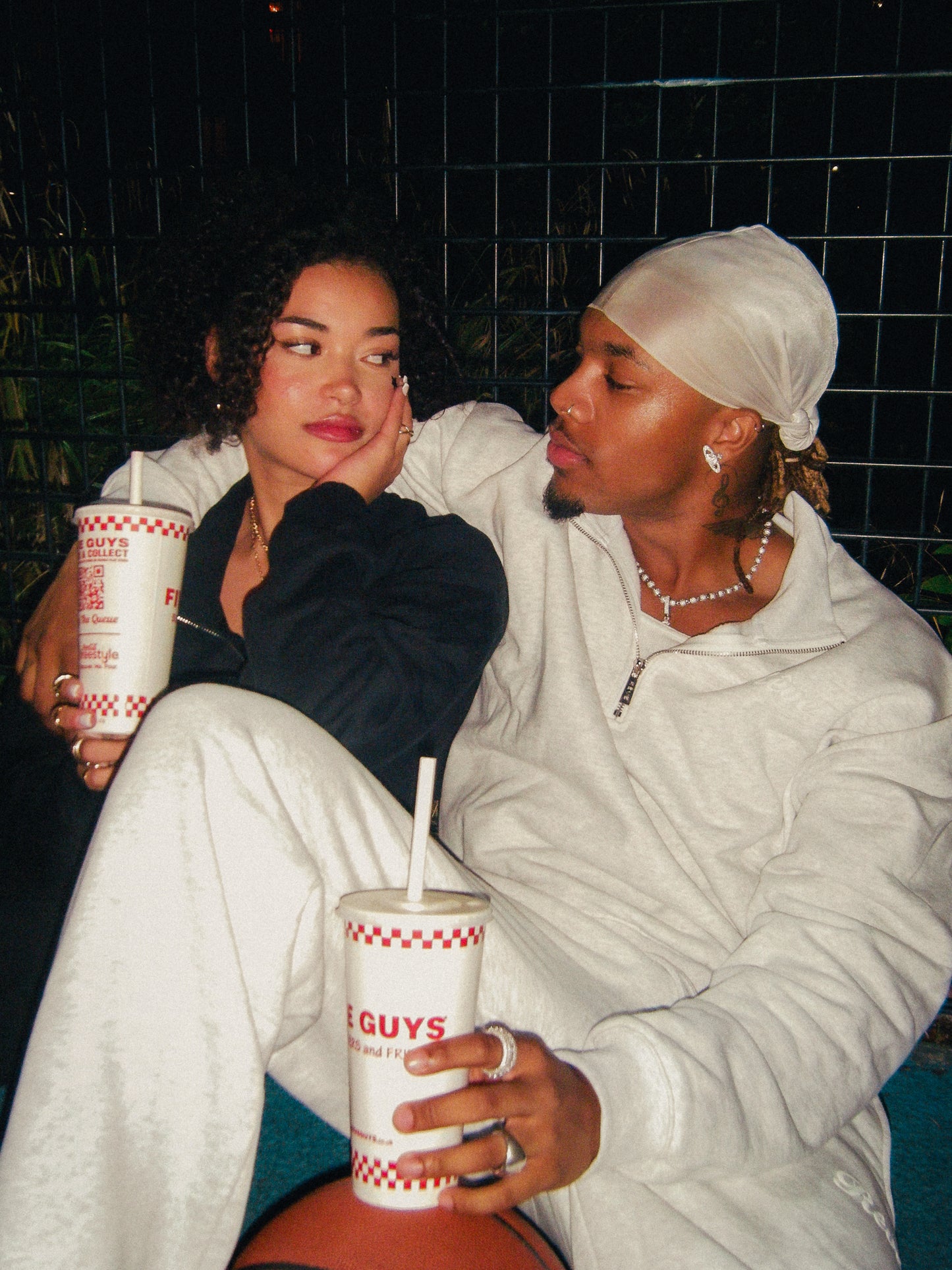 ESSENTIALS SET - GREY